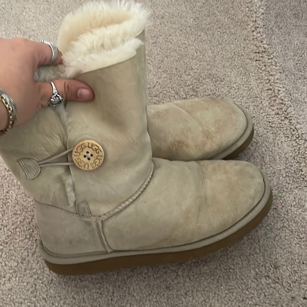 Bailey Button Uggs - image 1